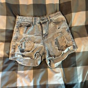 Cute woman’s Jean shorts!